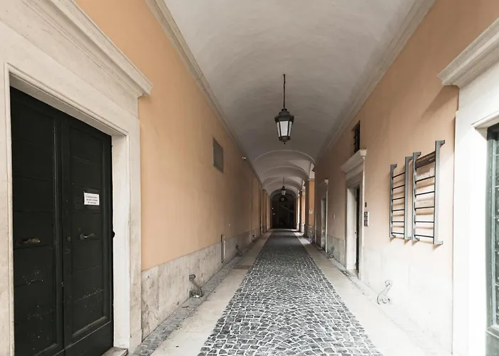 EasyTopStay - Piazza Venezia Charming Penthouse